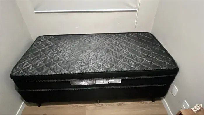 ?Cama Box Conjugada Solteiro Ortopédica Portobel D33 - Seminova?