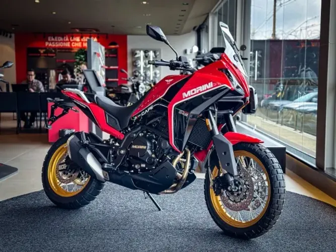 Moto Morini X-Cape Gold Edition 2026 ( Já emplacada )