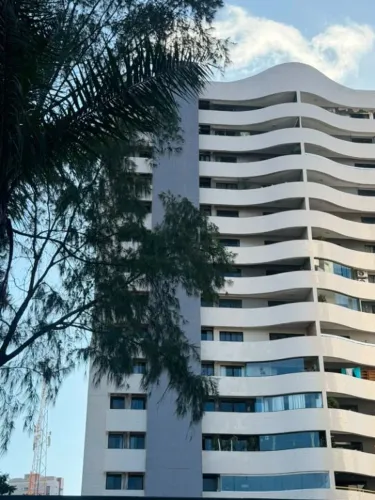 Apartamento com 3 dormitórios à venda, 140 m² por R$ 790.000,00 - Varjota - Fortaleza/CE