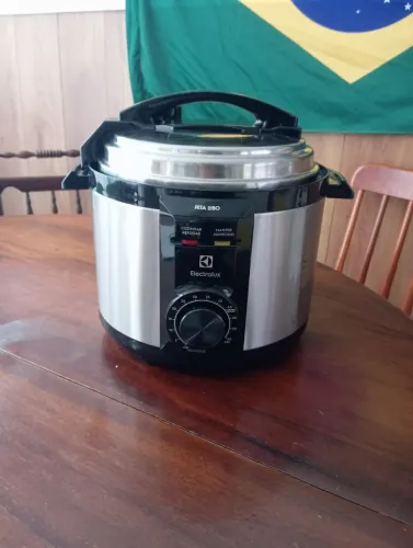 PANELA DE PRESSÃO ELÉTRICA