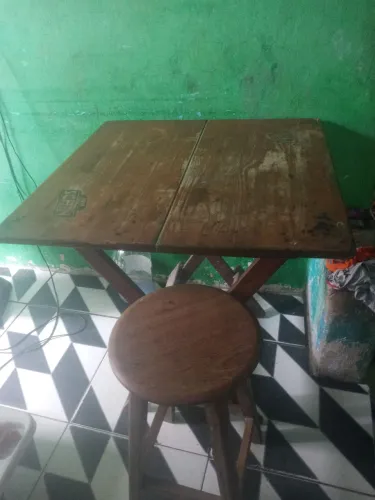 Mesa + Cadeira Massaranduba