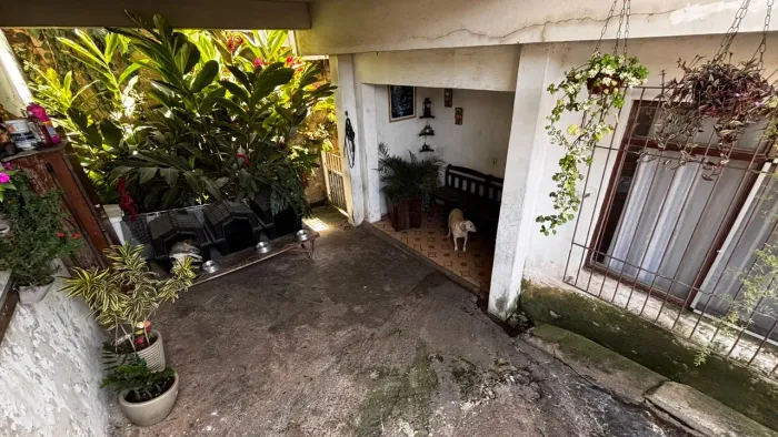 VENDO CASA ZONA NORTE SJC (VILA PAIVA)