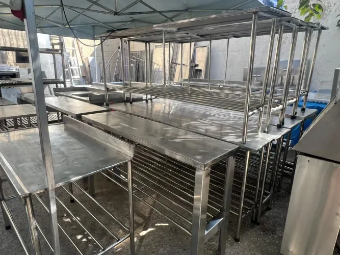 Mesa Inox aço304 (2 metros) PRONTA ENTREGA