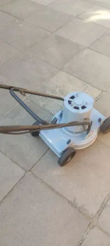 Cortador de grama 220v