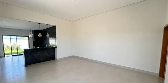 Casa à venda no Condomínio Mirante do Lago em Uberlândia