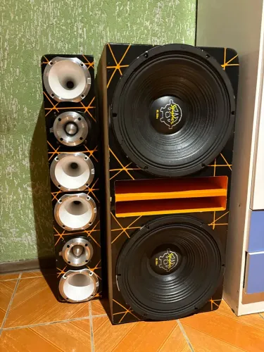 Alto falante kaos 15p + corneteira