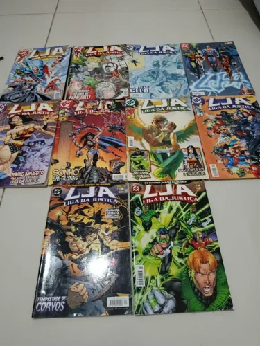 Liga da Justiça 1 série da Panini