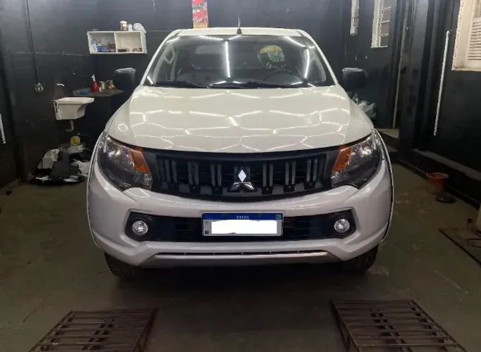 Mitsubishi L200 Triton Sport GLS 2.4 CD Diesel Aut. 2024