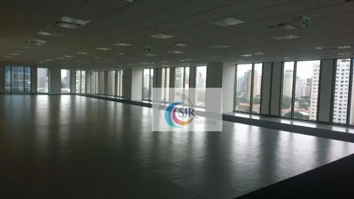 Conjunto para alugar, 1800 m² - Itaim Bibi - São Paulo/SP