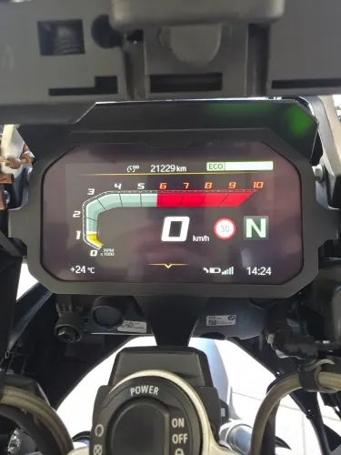 Moto BWM 1250 - Edição especial