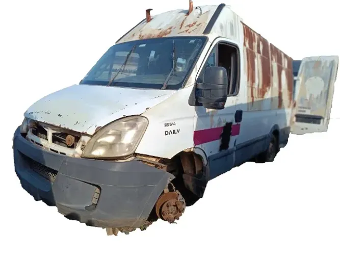 Sucata Iveco Daily 35s14 Ano 2010 Para Venda Peças Iveco Daily 35s14 