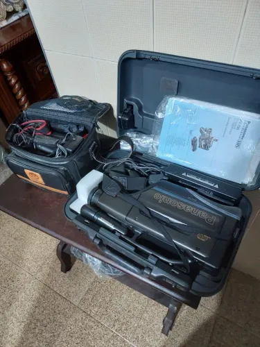 CAMERAS DE VIDEO AS DUAS POR 800 REAIS