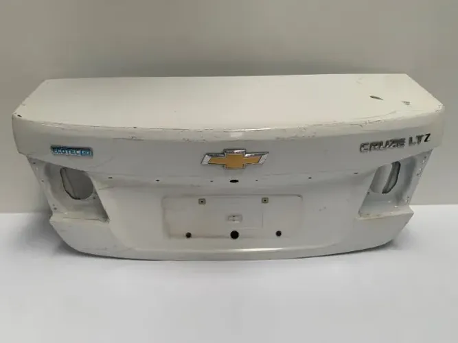 Tampa Traseira | Porta Malas | GM Cruze Ltz Sedan - 2011 A 2016 (Original/Usada)