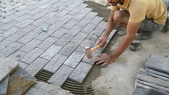 azulejista bom e rápido para todo tipo de revestimento atendemos todos os bairros 