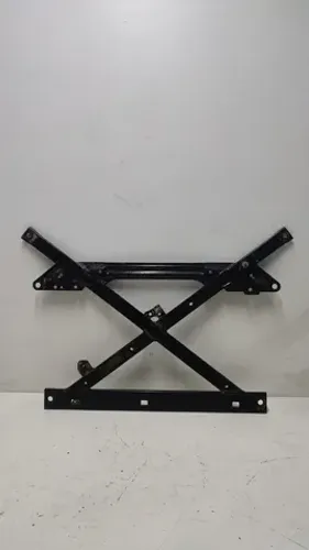 Suporte Do Protetor De Cárter Audi Q5 2011 usado
