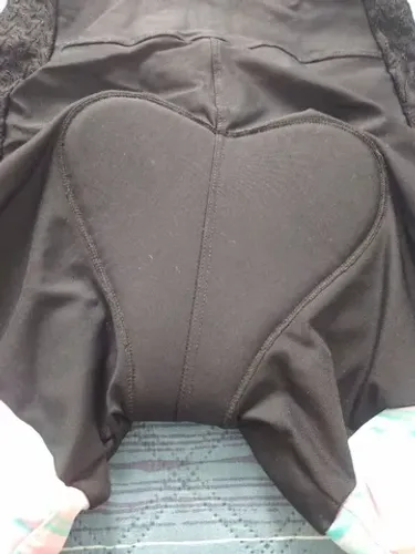 Macaquinho feminino para ciclismo