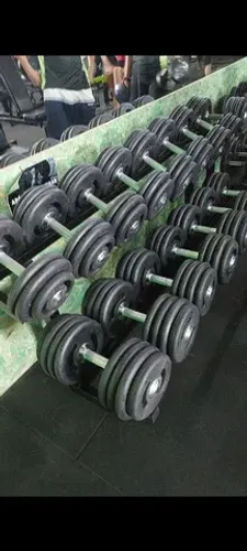 Dumbells, anilhas,Ketbells e mto mais direto da fábrica