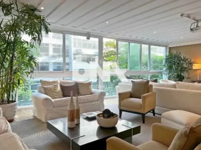 Apartamento - / Residencial / Ipanema