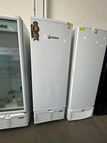 Freezer congelados 564L porta sólida imbera