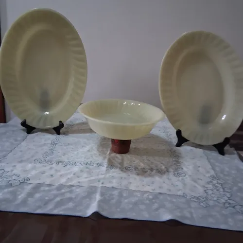 Travessas  colorex ovais, 3 peças ( 1 alta)