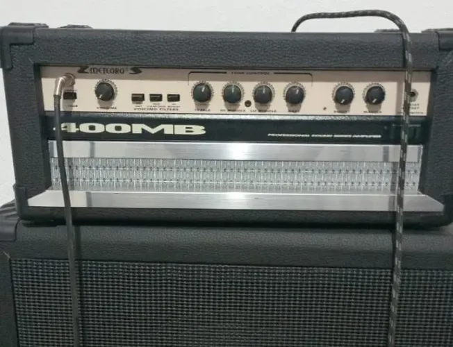 Amplificador Meteoro 400MB - Som Potente para seus Shows!