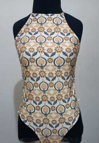 Conjunto praia maiô e canga Cia Marítima 