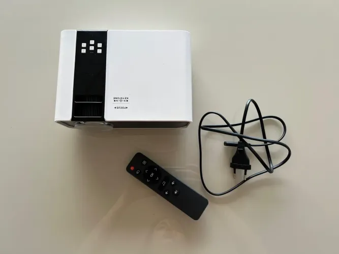 Projetor Portátil com Alta Resolução 3200 Lumens