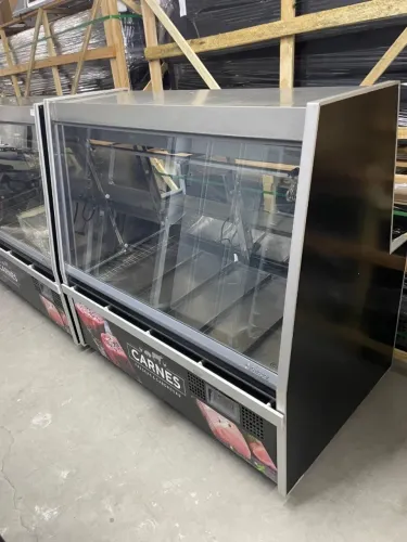 Balcão de açougue refrigerado 1,50m Gelopar semi novo (Ester)