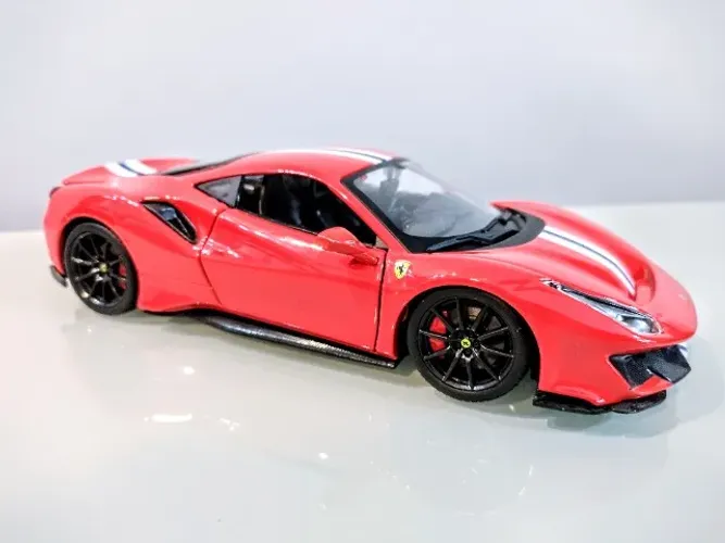 Miniatura Ferrari 488 Pista Vermelha 1/24 Burago Diecast - Metal - Colecionador - Novo