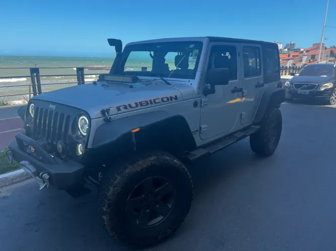 Jeep Wrangler Unlimited Sport 3.6 V6 284cv 4P 2012
