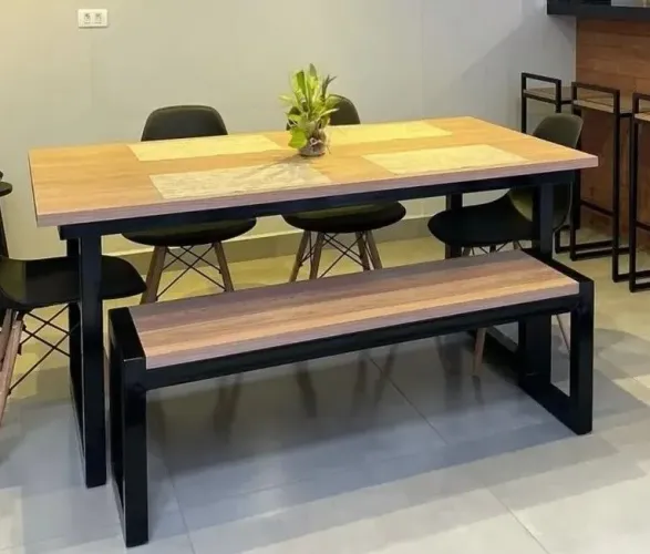 Mesa em Estilo Industrial