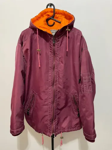 Jaqueta Esportiva Vintage com Capuz - Unissex