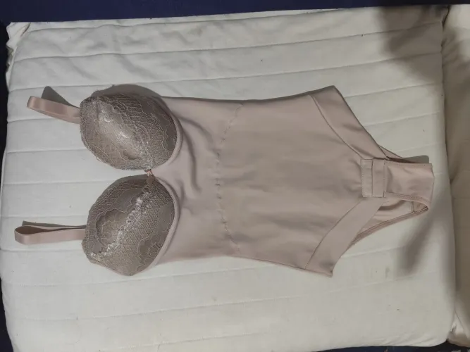 Body Modelador Pós Parto com renda nude Tam 42 