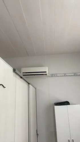 AR CONDICIONADO COMFEE 12.000 BTU