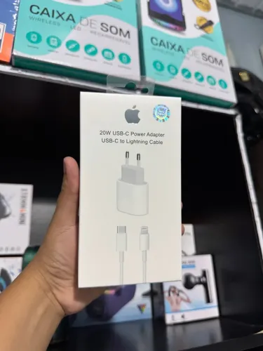Carregador Apple 20W USB-C Power Adapter + Cabo Lightning
