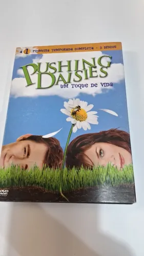 Pushing Daisies Primeira Temporada Completa com luva dvd original