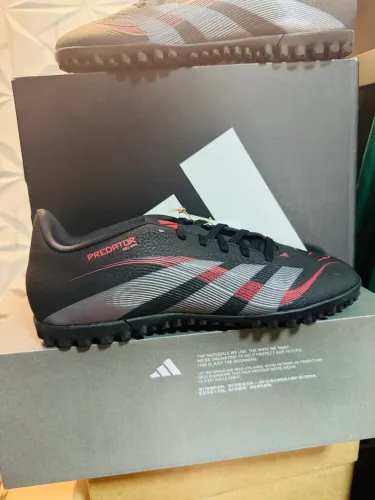 Chuteira adidas socieyt