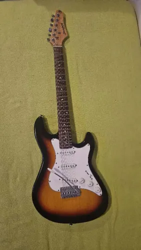 Guitarra Stringberg Strato