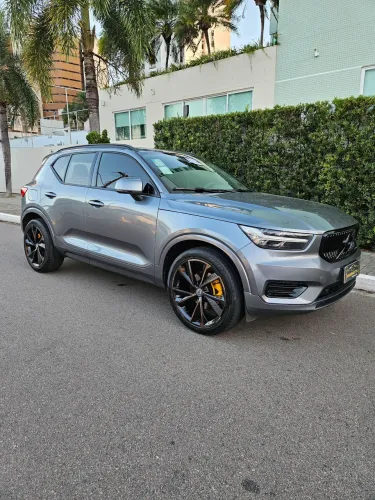 Volvo XC40 2.0 Turbo, Automático, Rodas aro 20 ,carro muito conservado 