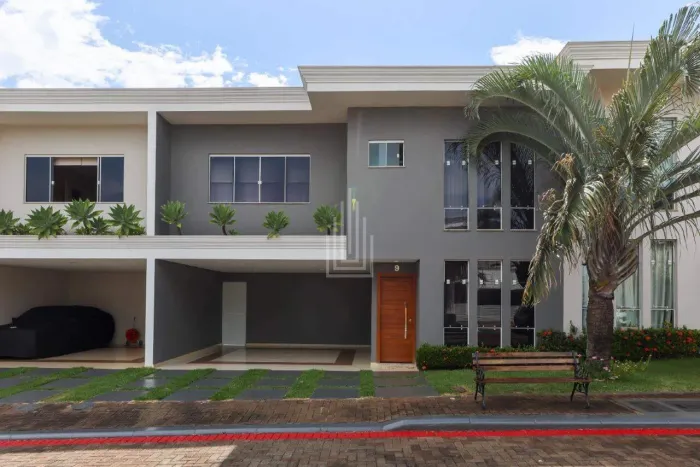 Casa de alto padrão à venda no Condomínio Primavera no Jardim Lancaster em Foz do Iguaçu
