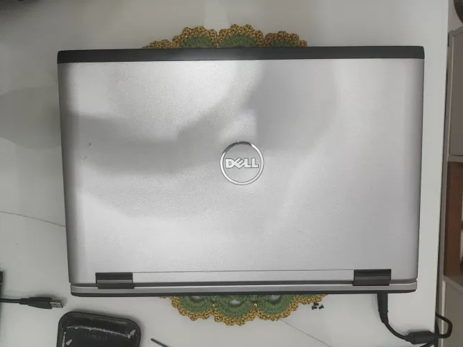 Dell Vostro 3550