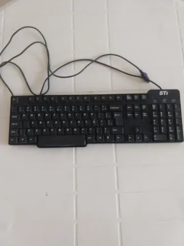 Teclado Semp Toshiba.