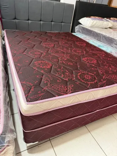 Cama box de casal super confortável