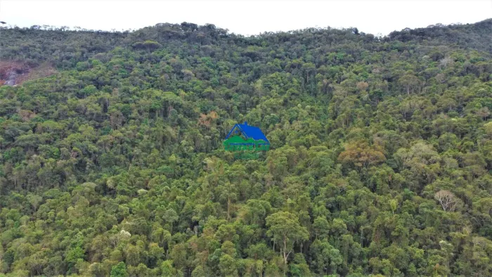 Terreno no Bairro Tamanduá em Aiuruoca, MG