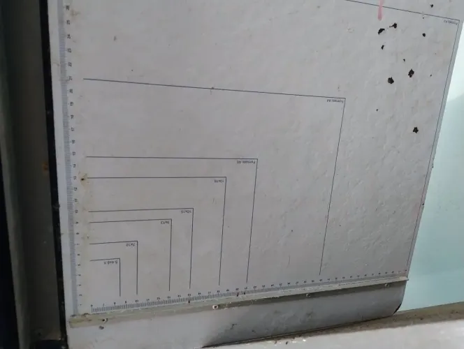 Guilhotina papel máquina pra corta papel / cartão / fichário/ etc