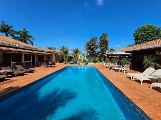 Casa em Condomínio à venda no Village Bandeirantes 1, Jardinópolis, SP, 6 quartos, 4 suíte