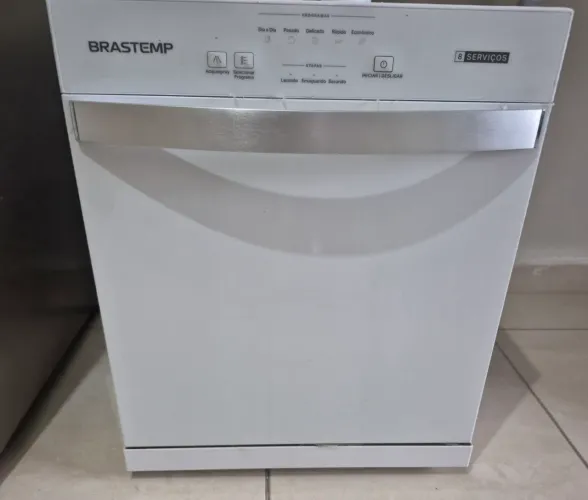 Lava-louças BRASTEMP 8 serviços (toda original)