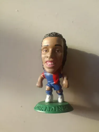 Microstars miniatura Ronaldinho Gaúcho 4,5cm