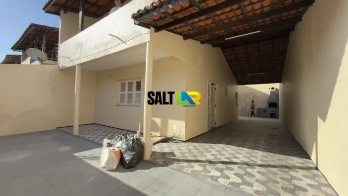 Casa duplex a venda na Maraponga