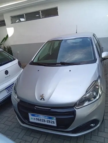 Peugeot 208 Active 1.2 Flex 12V 5P Mec. 2020